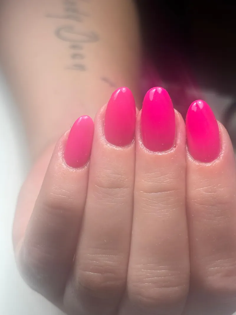 Sophisticated nail design